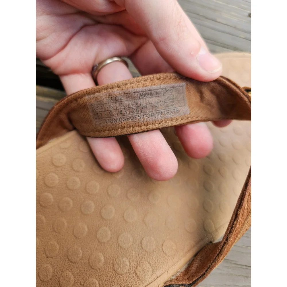 Vionic Aloe Thong Sandals Tan Leather Gold‎ Ring Orthopedic Size 11